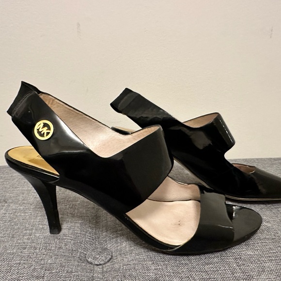 Michael Kors open toe heels - Picture 4 of 6